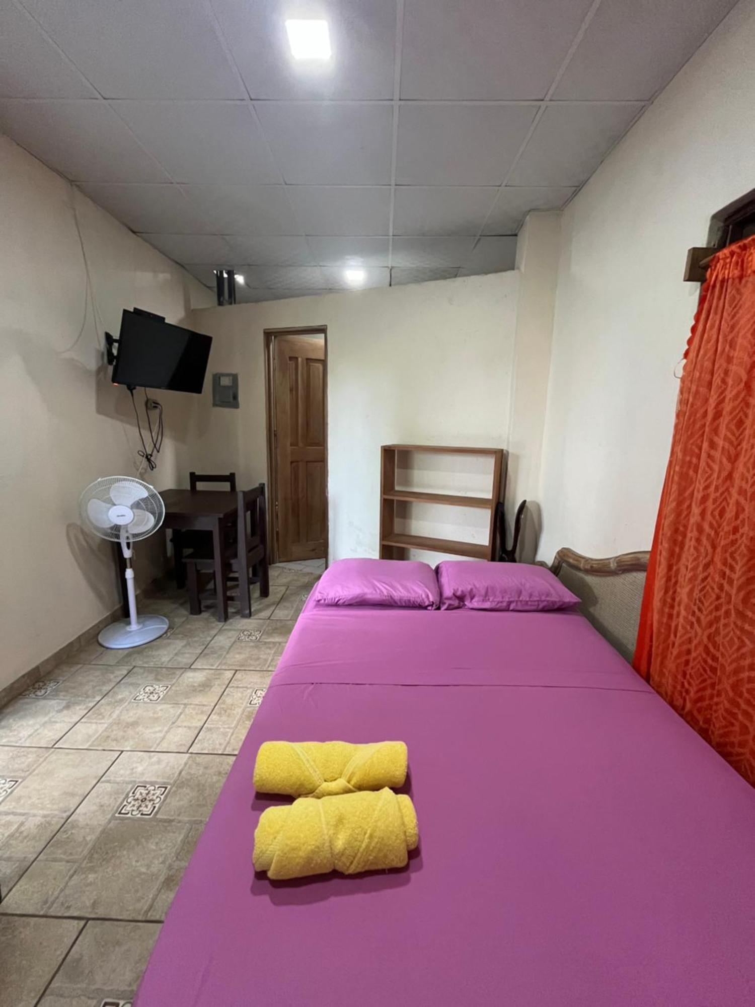 Valerie Emanuel Apartments Bocas Town Dış mekan fotoğraf